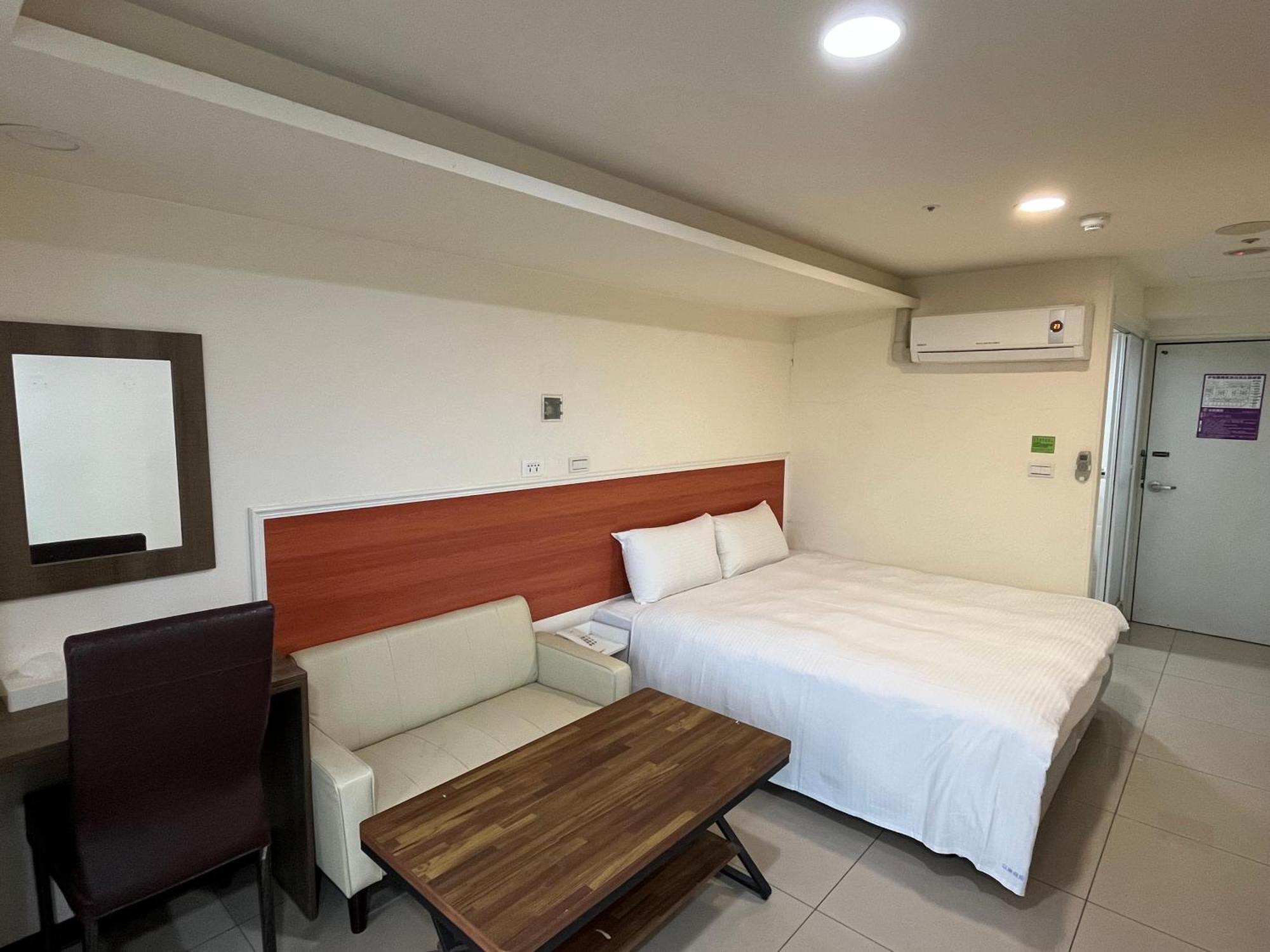 อี้ เตียน หยวน โฮเต็ล Hotel จงลี่ ภายนอก รูปภาพ